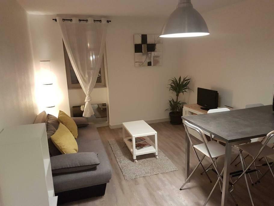 Tres Bel Appartement Centre Vitre Exterior foto